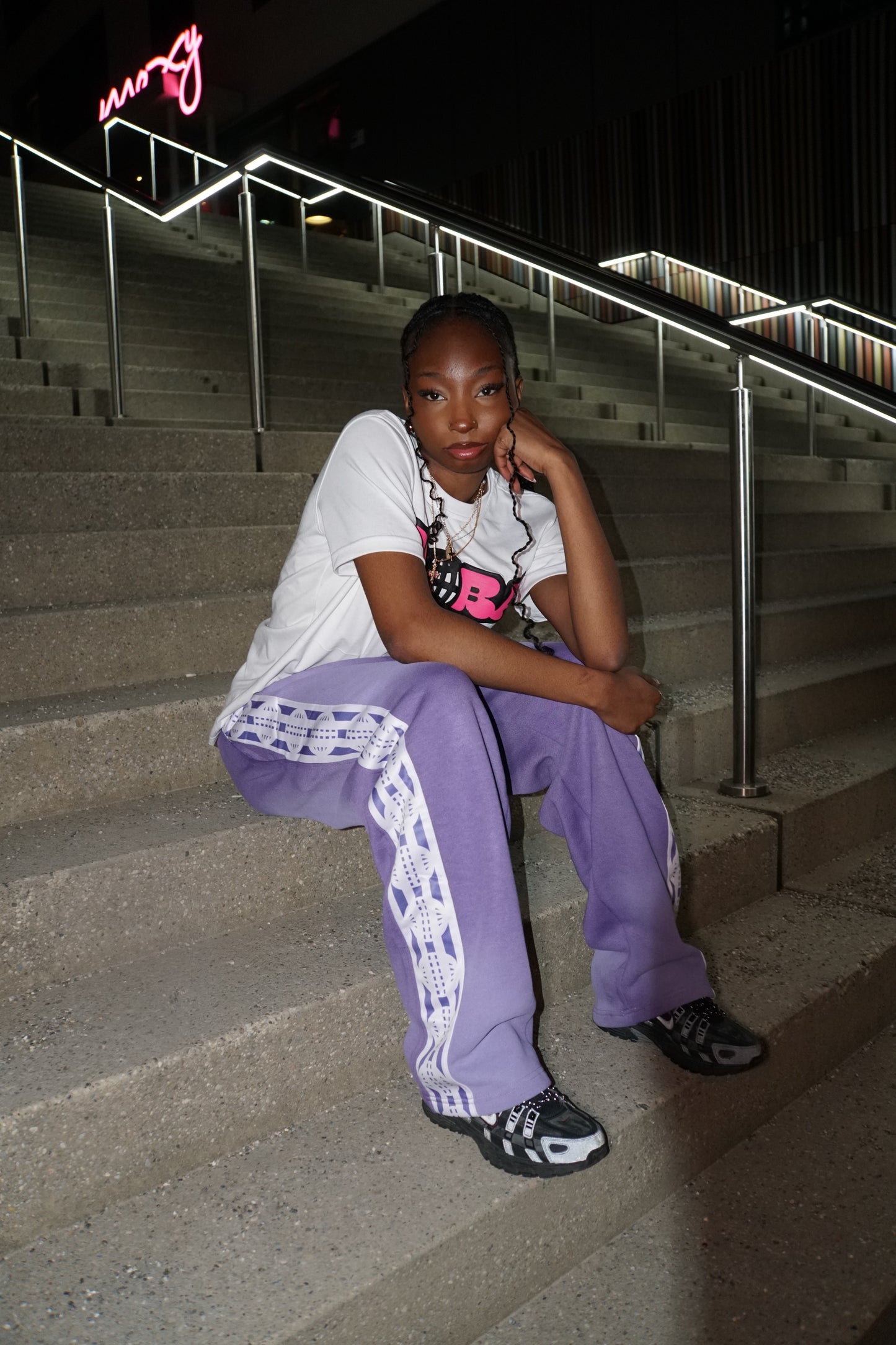 globa joggers purple