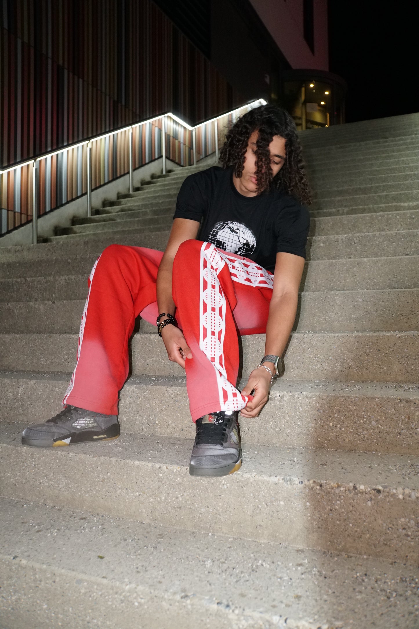 globa joggers red